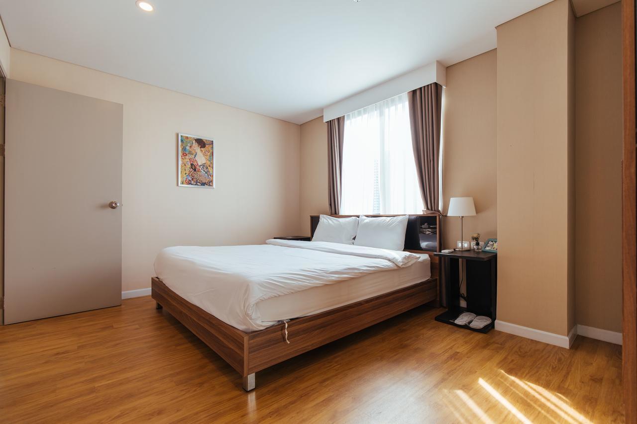 بانكوك Roomme Hospitality Nang Linchee Branch المظهر الخارجي الصورة